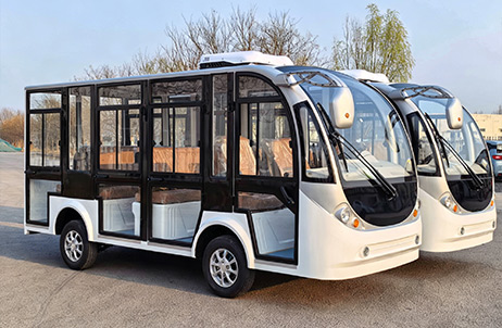 A customer has placed an order for 2 sample units of our new model: a battery-powered electric mini sightseeing car, available in 8-seat or 14-seater configurations, perfect for city passenger transport and tourist shuttles.