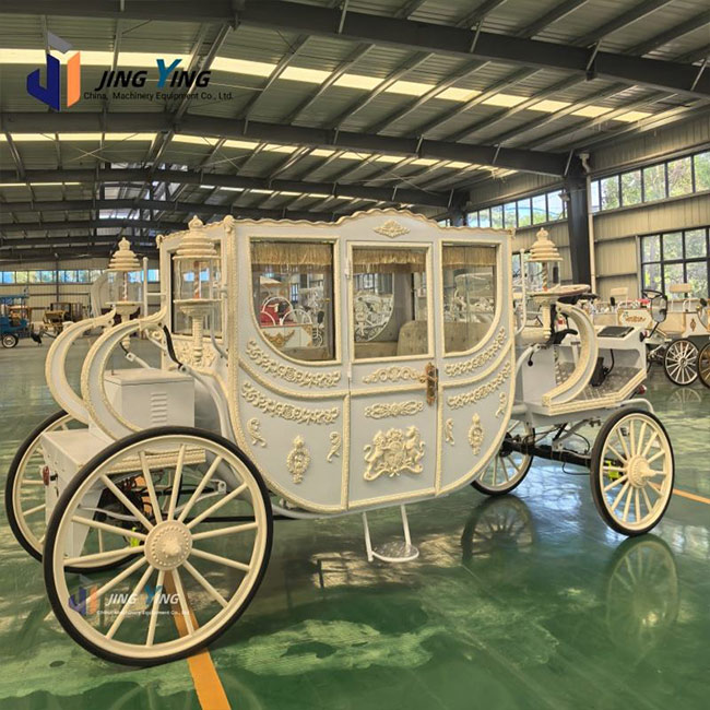 HC002-Beautifully Designed Royal Carriage - Customizable for Your Wedding or Event