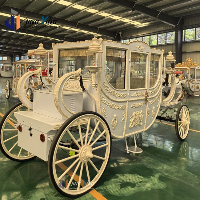 HC002-Beautifully Designed Royal Carriage - Customizable for Your Wedding or Event